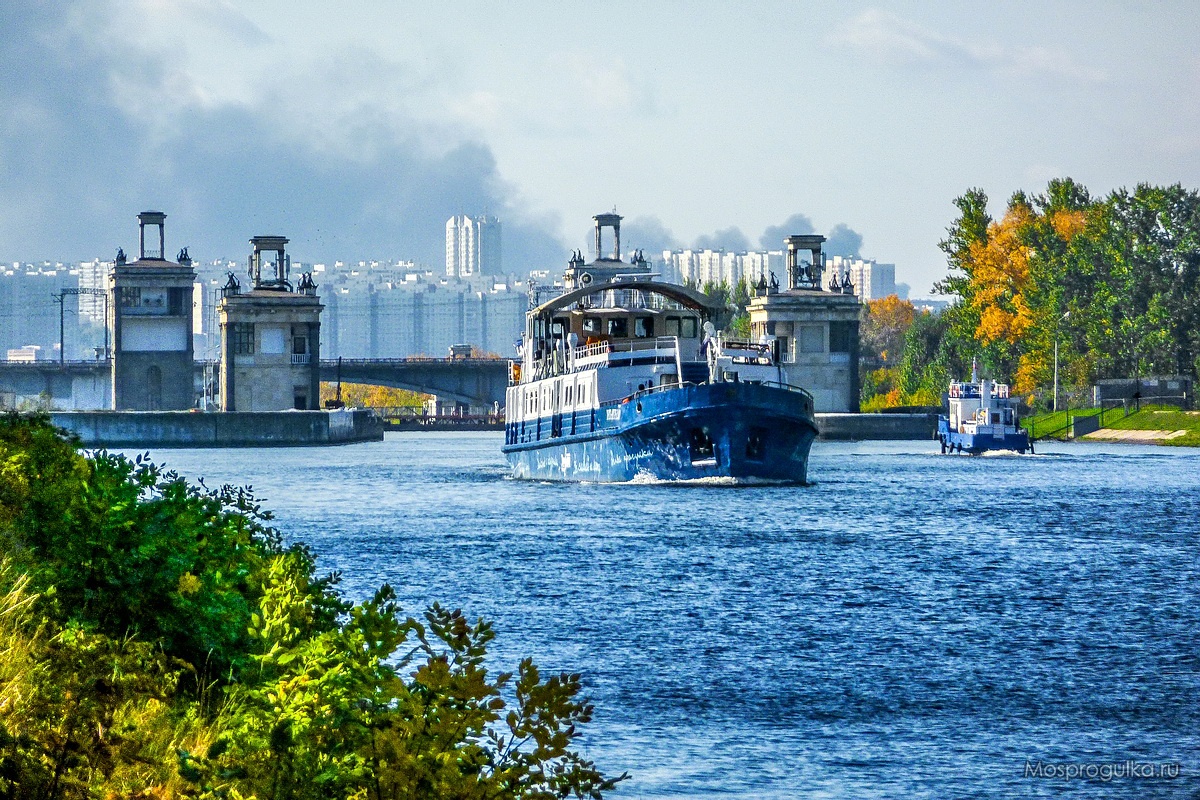 Канал имени Москвы, вид на шлюз № 8