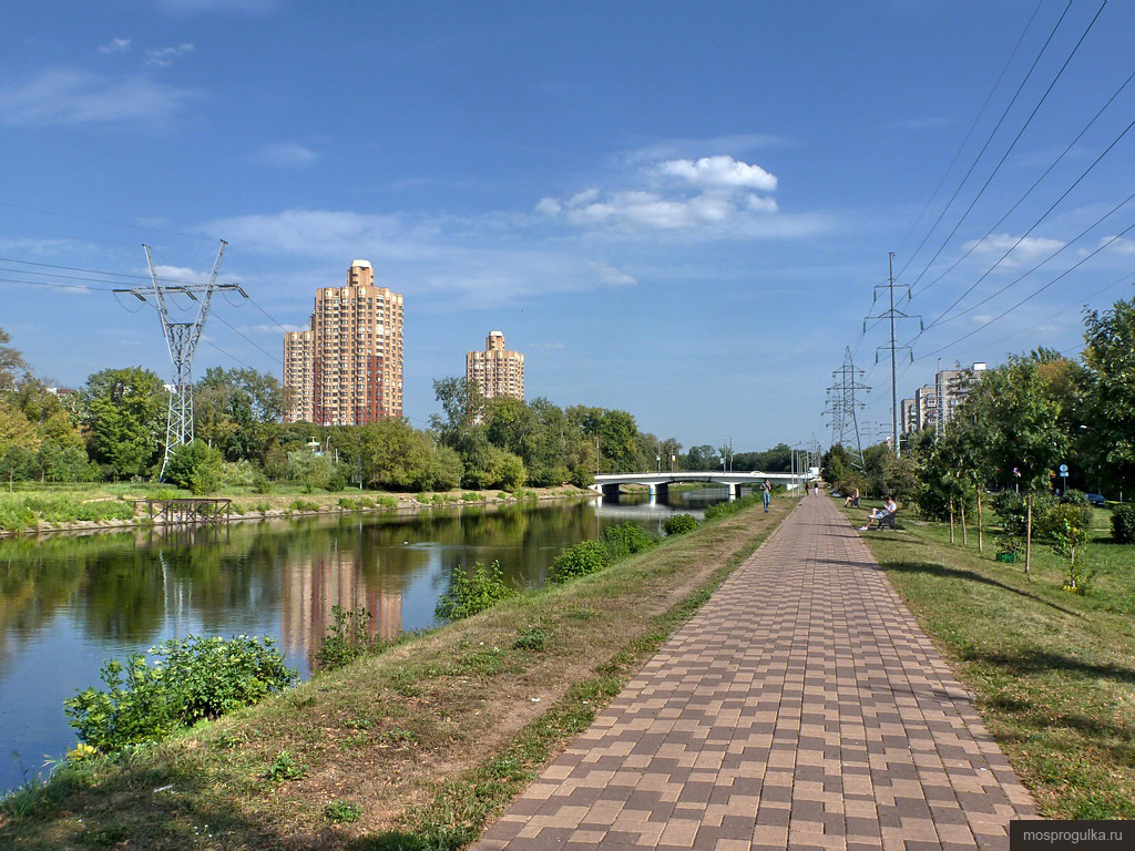 Дома-роботы на Лодочной улице, Южное Тушино