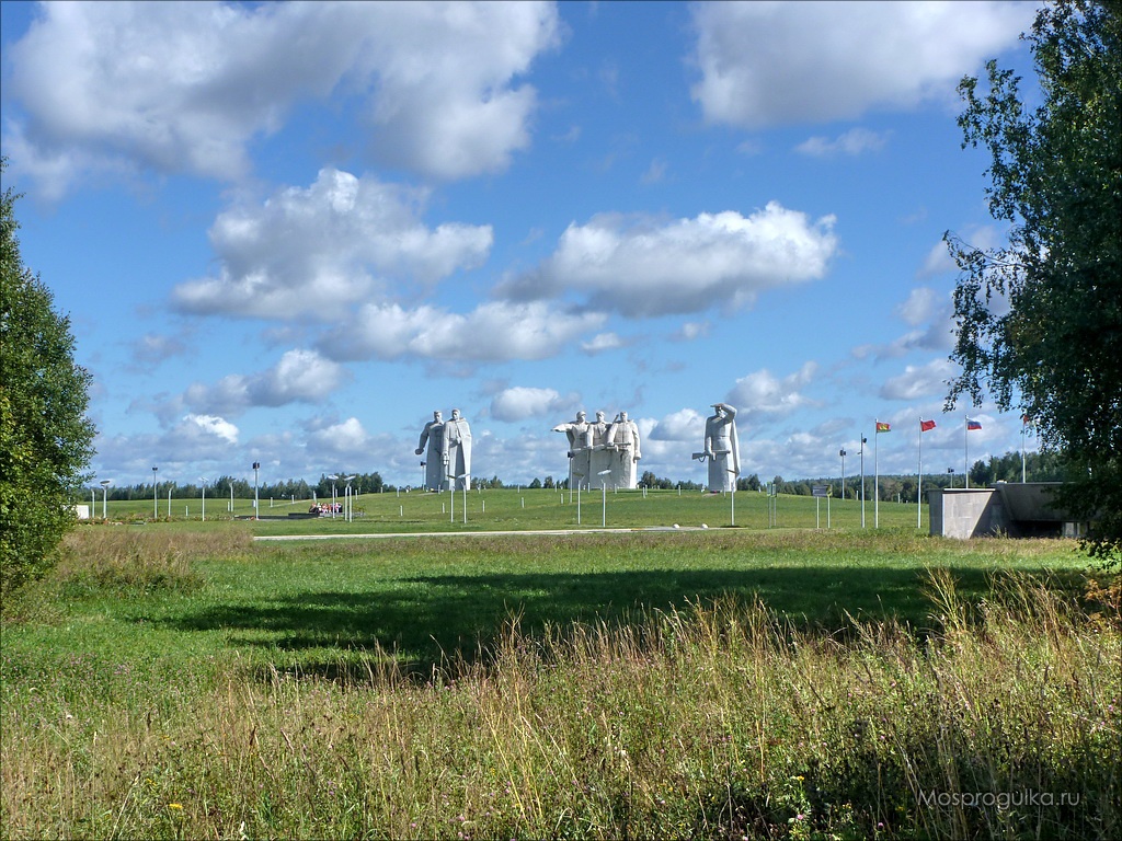 Памятник Героям-панфиловцам Памятник Героям-панфиловцам